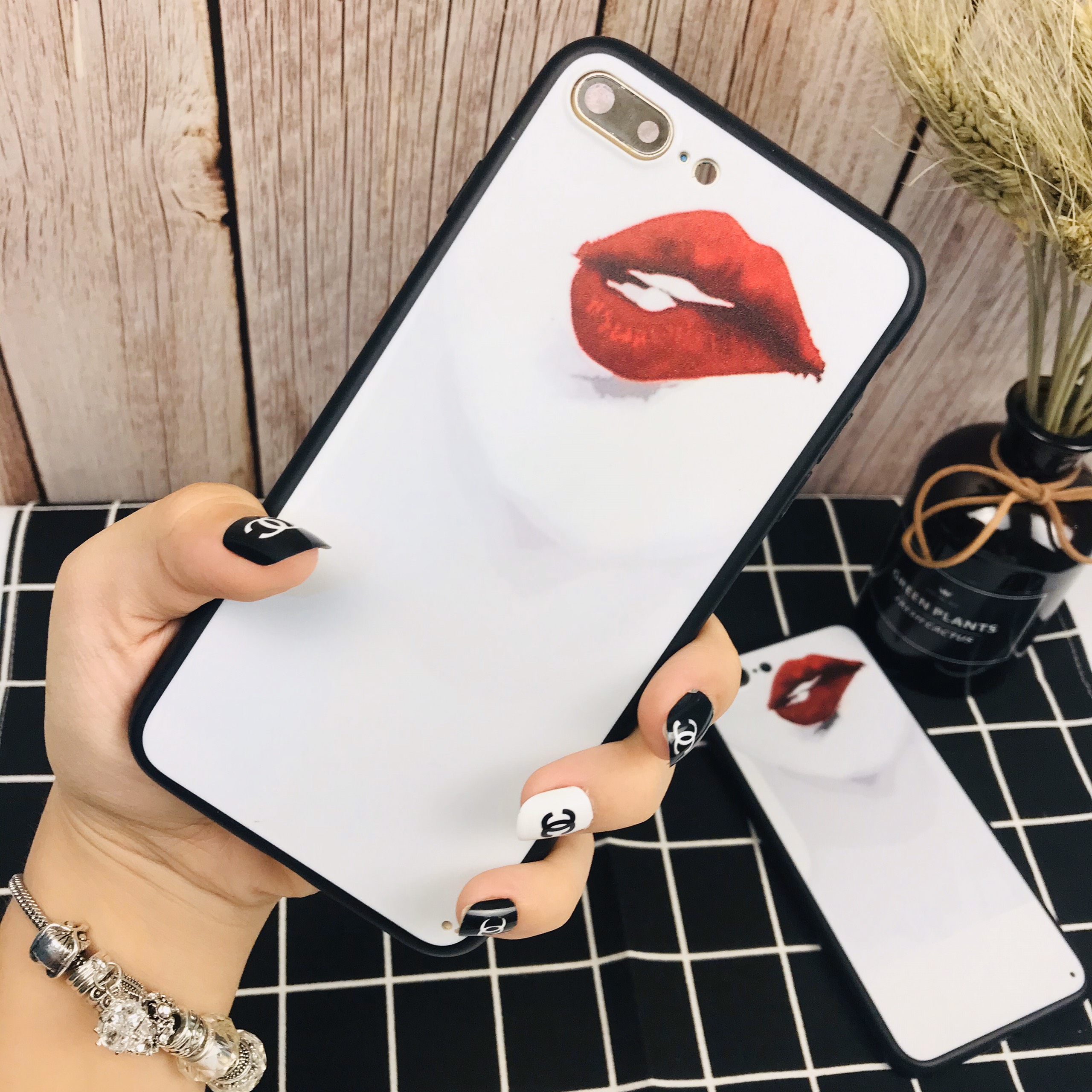 [ IPHONE ] Ốp Lưng Silicon Lips